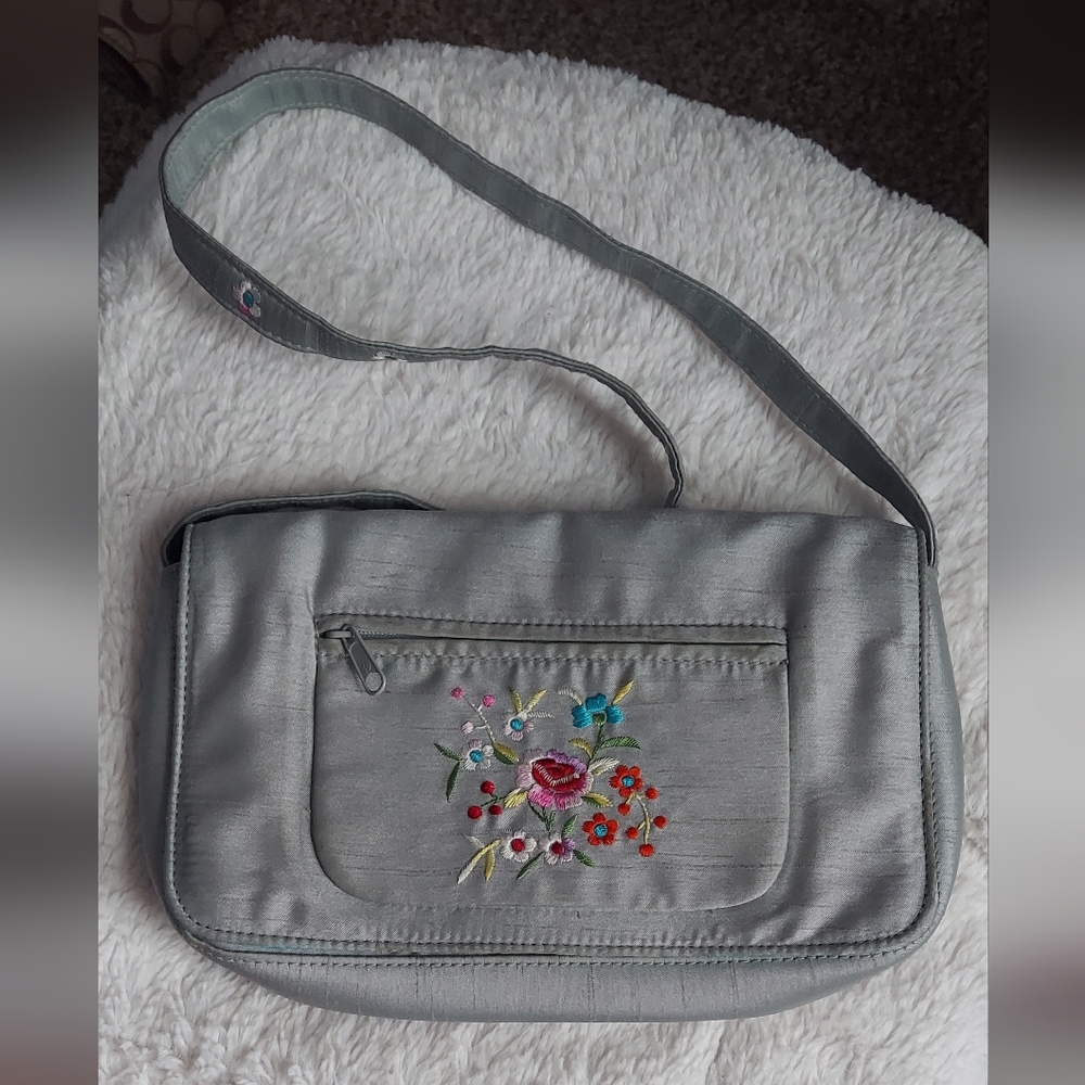 Liz Caliborne Purse